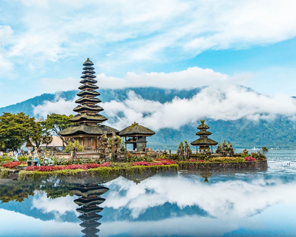Wet van aantrekkingskracht Bali